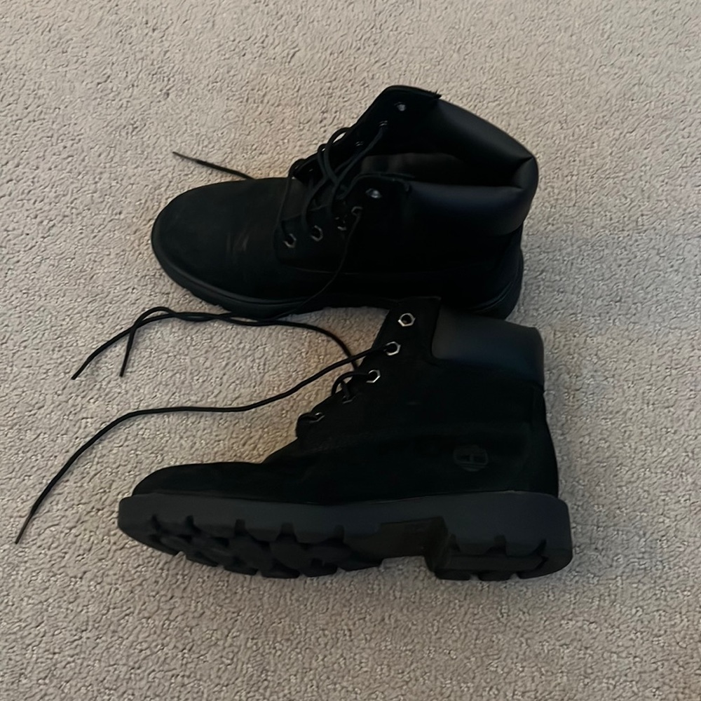 timberlands size 4 in boys
